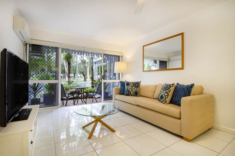 The White House Port Douglas - Dalby Accommodation 15