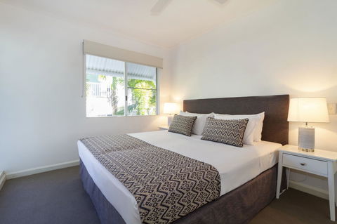 The White House Port Douglas - Dalby Accommodation 35