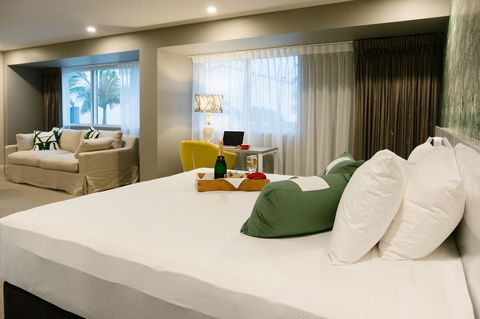 Pacific Hotel Cairns - Dalby Accommodation 20