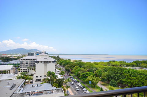 Pacific Hotel Cairns - Dalby Accommodation 7