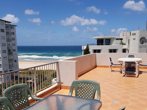 Surfers Chalet - Dalby Accommodation 37
