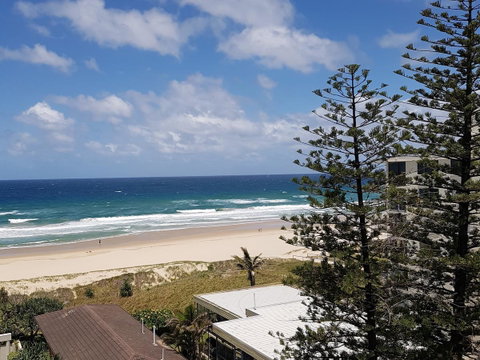 Surfers Chalet - Dalby Accommodation 35