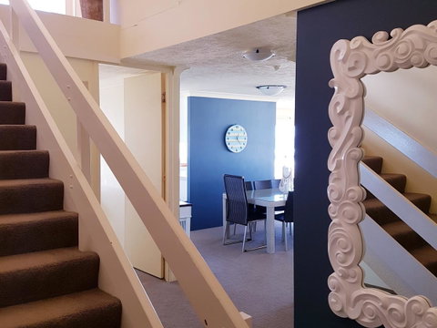 Surfers Chalet - Dalby Accommodation 34