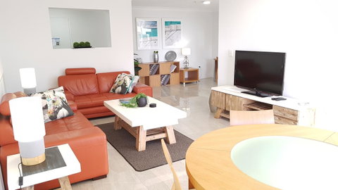 Surfers Chalet - Dalby Accommodation 16