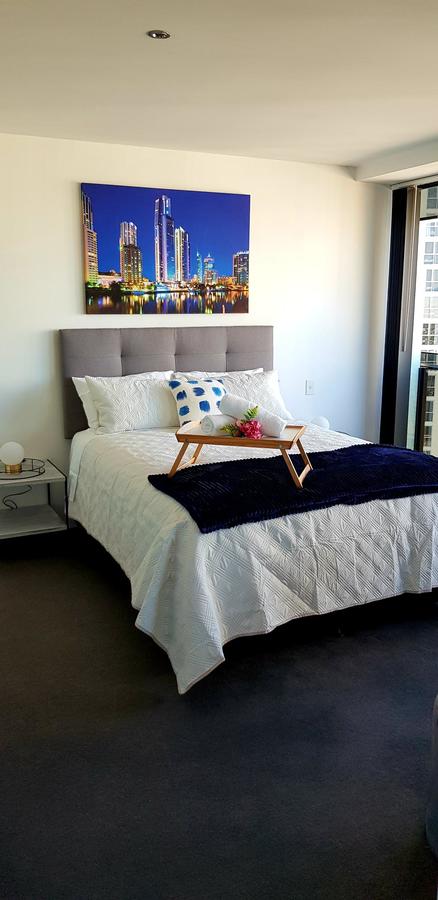 Circle Luxury Holidays - Dalby Accommodation 16