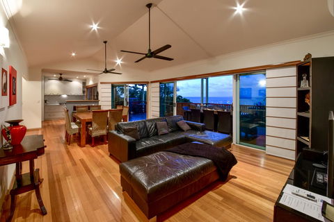 Bella Vista On Nara Pets Welcome - Dalby Accommodation 11