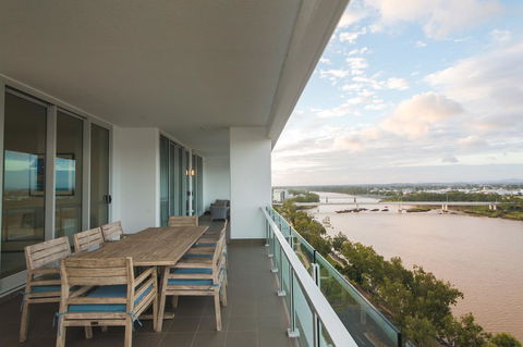 Empire Apartment Hotel Rockhampton - Dalby Accommodation 1