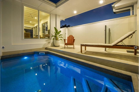Reflections Amber Villa 3 - Dalby Accommodation 1