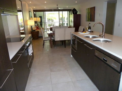 Penthouse 239 At See Temple Port Douglas - Dalby Accommodation 2