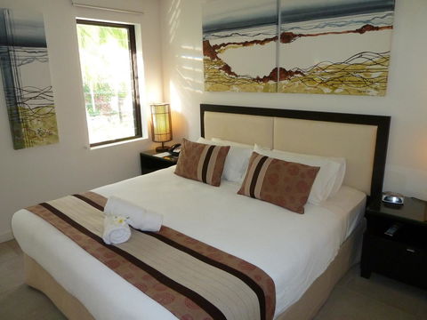 Penthouse 239 At See Temple Port Douglas - Dalby Accommodation 9