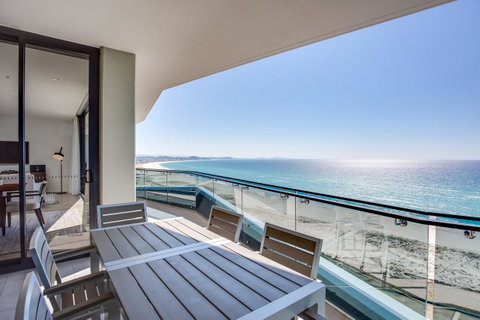 Iconic Kirra Beach Resort - Dalby Accommodation 21