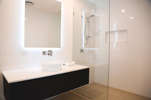 Iconic Kirra Beach Resort - Dalby Accommodation 10