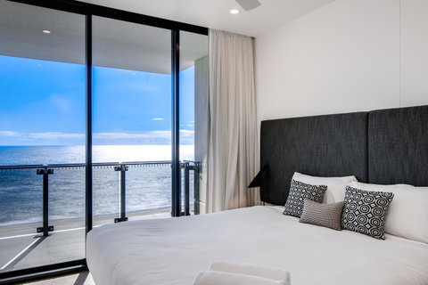 Iconic Kirra Beach Resort - Dalby Accommodation 39