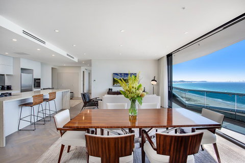 Iconic Kirra Beach Resort - Dalby Accommodation 25