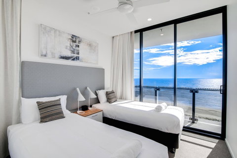 Iconic Kirra Beach Resort - Dalby Accommodation 38