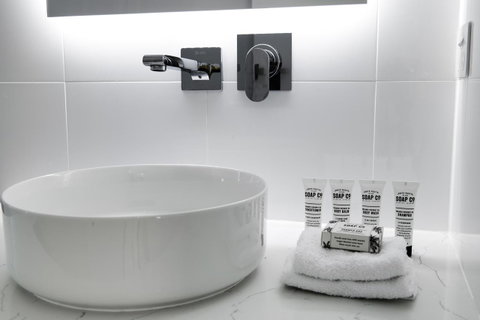 Iconic Kirra Beach Resort - Dalby Accommodation 30