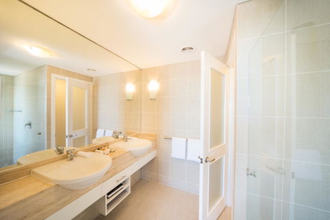 Pinnacles - Dalby Accommodation 18