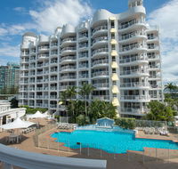 Broadbeach Holiday Apartments - Dalby Accommodation