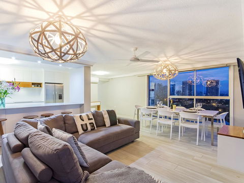 Sunbird Beach Resort Main Beach - Dalby Accommodation 4