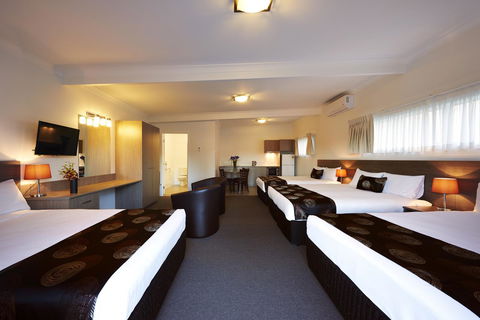 Takalvan Motel - Dalby Accommodation 3