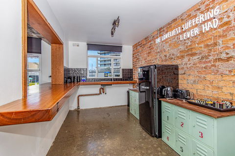 The Pink Hotel Coolangatta - Dalby Accommodation 4