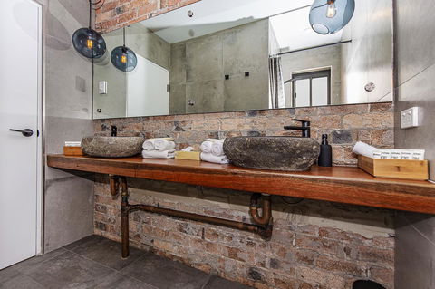 The Pink Hotel Coolangatta - Dalby Accommodation 9