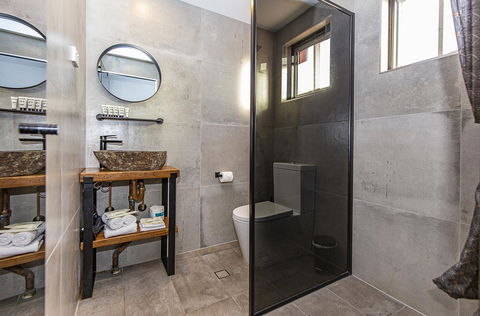 The Pink Hotel Coolangatta - Dalby Accommodation 22