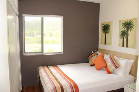 Beachside Apartment 17 - Dalby Accommodation 12