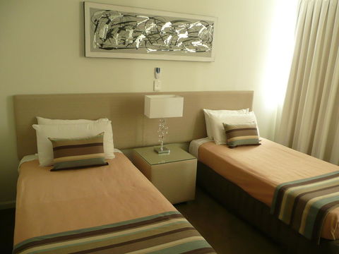 Grosvenor Beachfront Apartments Surfers Paradise - Dalby Accommodation 20