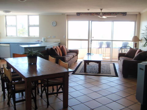 Grosvenor Beachfront Apartments Surfers Paradise - Dalby Accommodation 22
