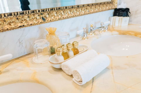 Imperial Hotel Gold Coast - Dalby Accommodation 22