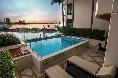 Imperial Hotel Gold Coast - Dalby Accommodation 2