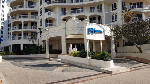 APR Private SUITES MOROC By The Beach - Dalby Accommodation 7