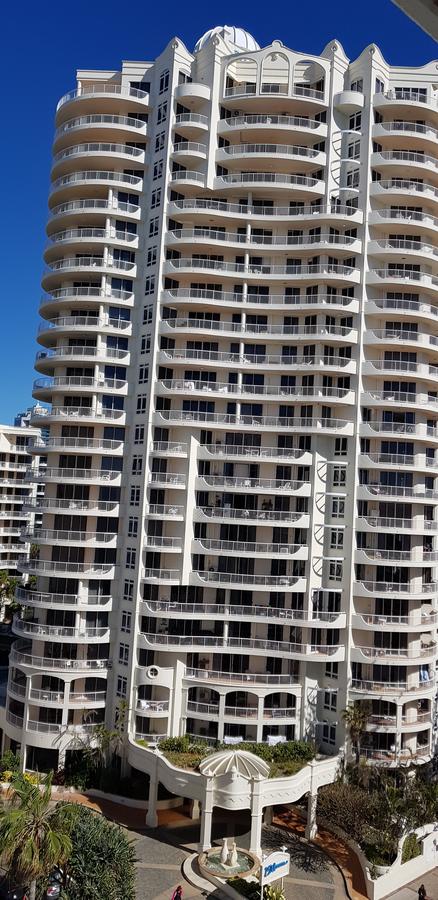 APR Private SUITES MOROC By The Beach - Dalby Accommodation 8