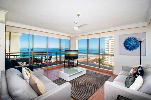 Seacrest Beachfront Apartments Surfers Paradise - Dalby Accommodation 2