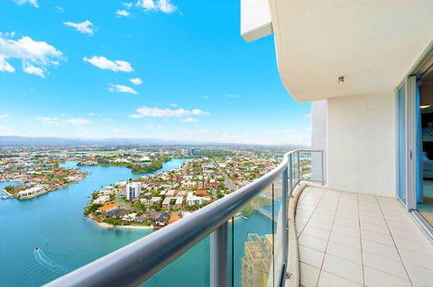 The Towers Of Chevron Renaissance - Holidays Gold Coast - Dalby Accommodation 12