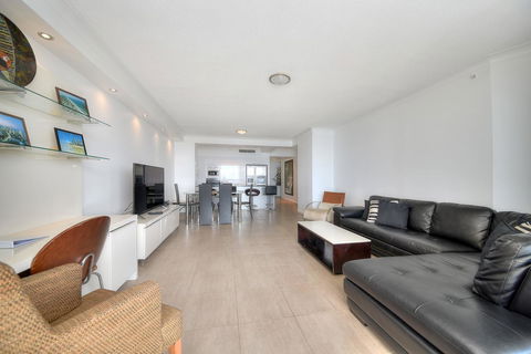 The Towers Of Chevron Renaissance - Holidays Gold Coast - Dalby Accommodation 21