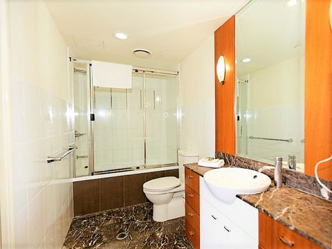 The Towers Of Chevron Renaissance - Holidays Gold Coast - Dalby Accommodation 35