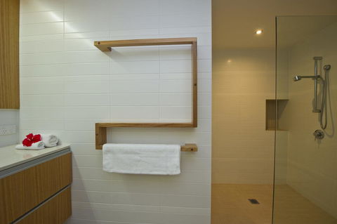Maggies Beachfront Apartment 2 - Dalby Accommodation 4