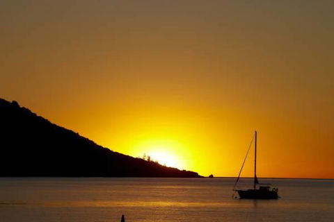 Maggies Beachfront Apartment 2 - Dalby Accommodation 5