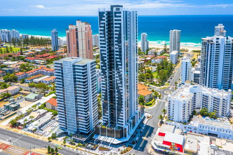 Qube Broadbeach Ocean View Apartments - Dalby Accommodation 0
