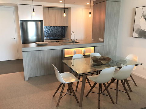 Qube Broadbeach Ocean View Apartments - Dalby Accommodation 26