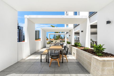 Qube Broadbeach Ocean View Apartments - Dalby Accommodation 5