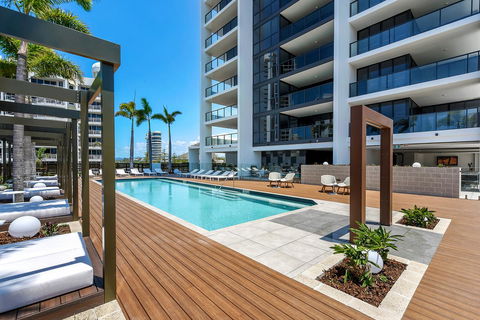 Qube Broadbeach Ocean View Apartments - Dalby Accommodation 10