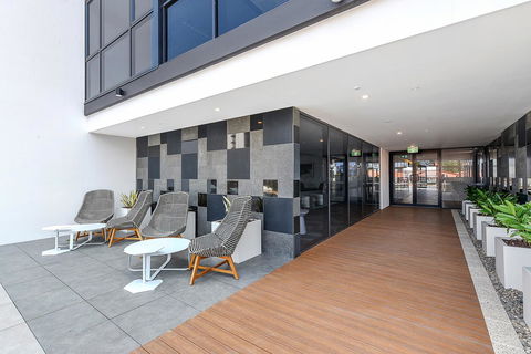 Qube Broadbeach Ocean View Apartments - Dalby Accommodation 7