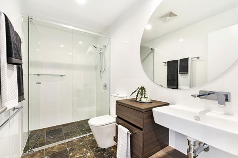 Qube Broadbeach Ocean View Apartments - Dalby Accommodation 1