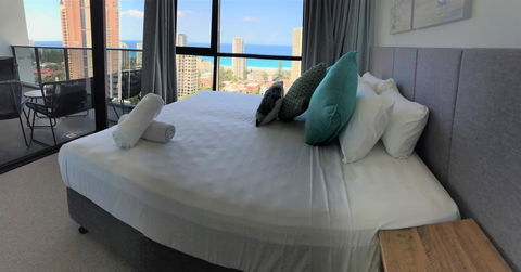 Qube Broadbeach Ocean View Apartments - Dalby Accommodation 23
