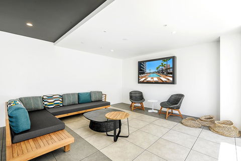 Qube Broadbeach Ocean View Apartments - Dalby Accommodation 32