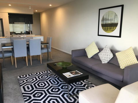 Mowbray East Apartments - Dalby Accommodation 6
