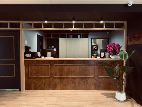 Woodroffe Hotel - Dalby Accommodation 1